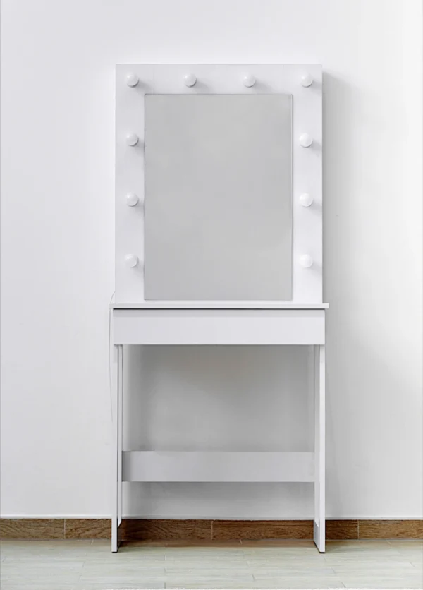 Модель СМ101 | Правильне освітлення для макіяжу Модель СМ101 | Правильне освітлення для макіяжу