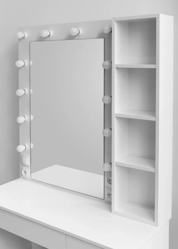 МС4 Дзеркало з поличками