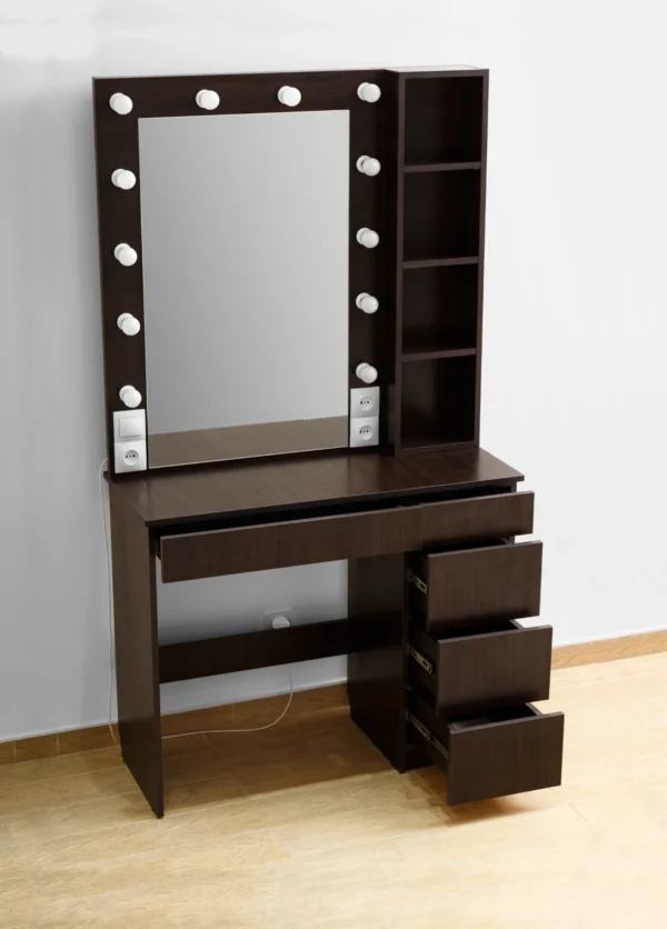 Модель СМ4 шухляди типу "натисни відкрий"