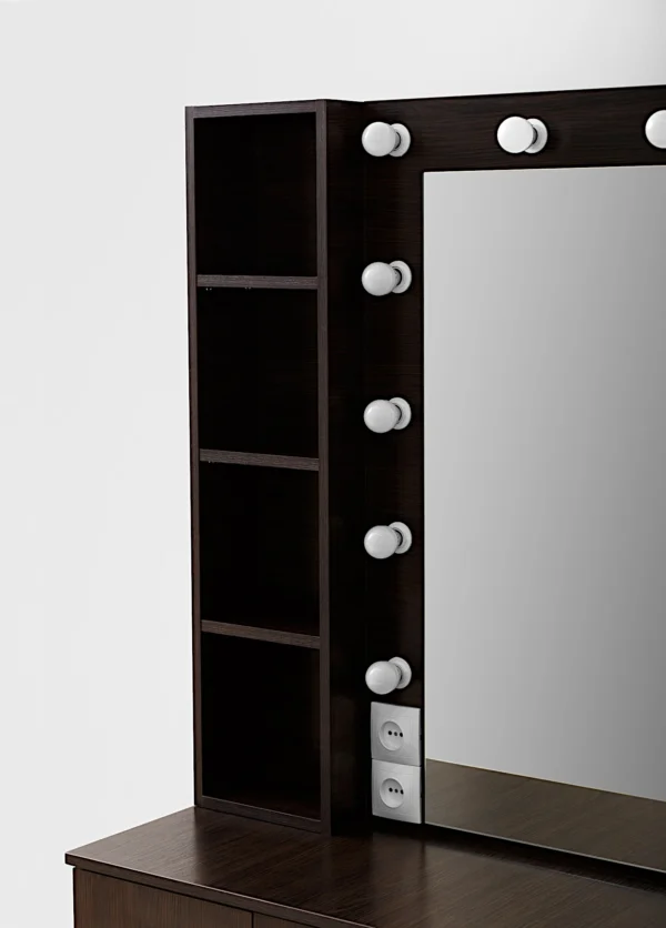 Модель СМ4 у кольорі Дуб Венге