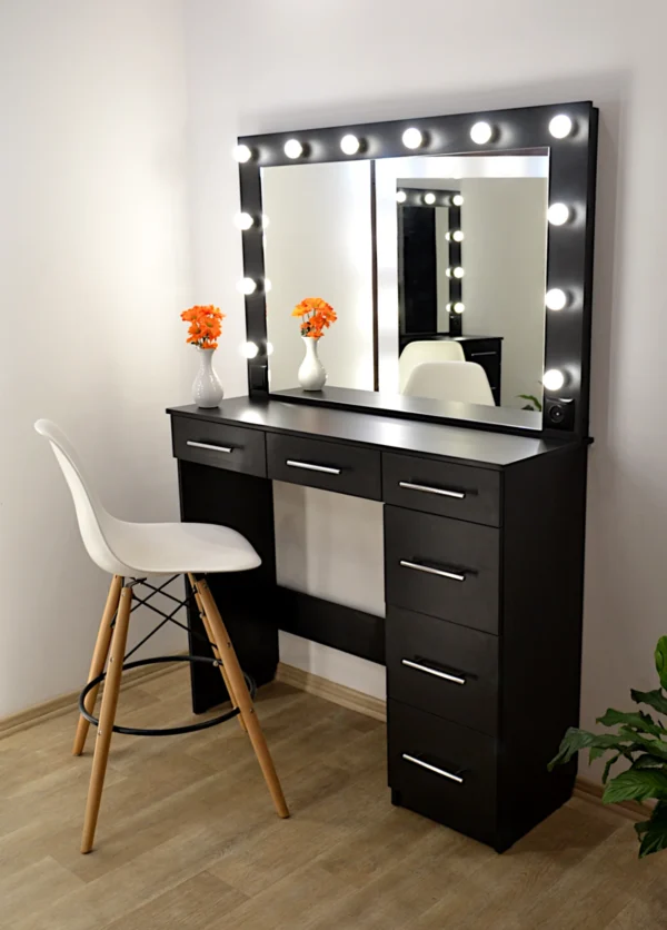 Модель СМ25 | Чорний колір Модель СМ25 | Чорний колір