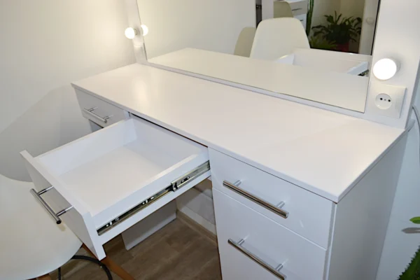 Модель СМ25 | плавне відкриття ящиків