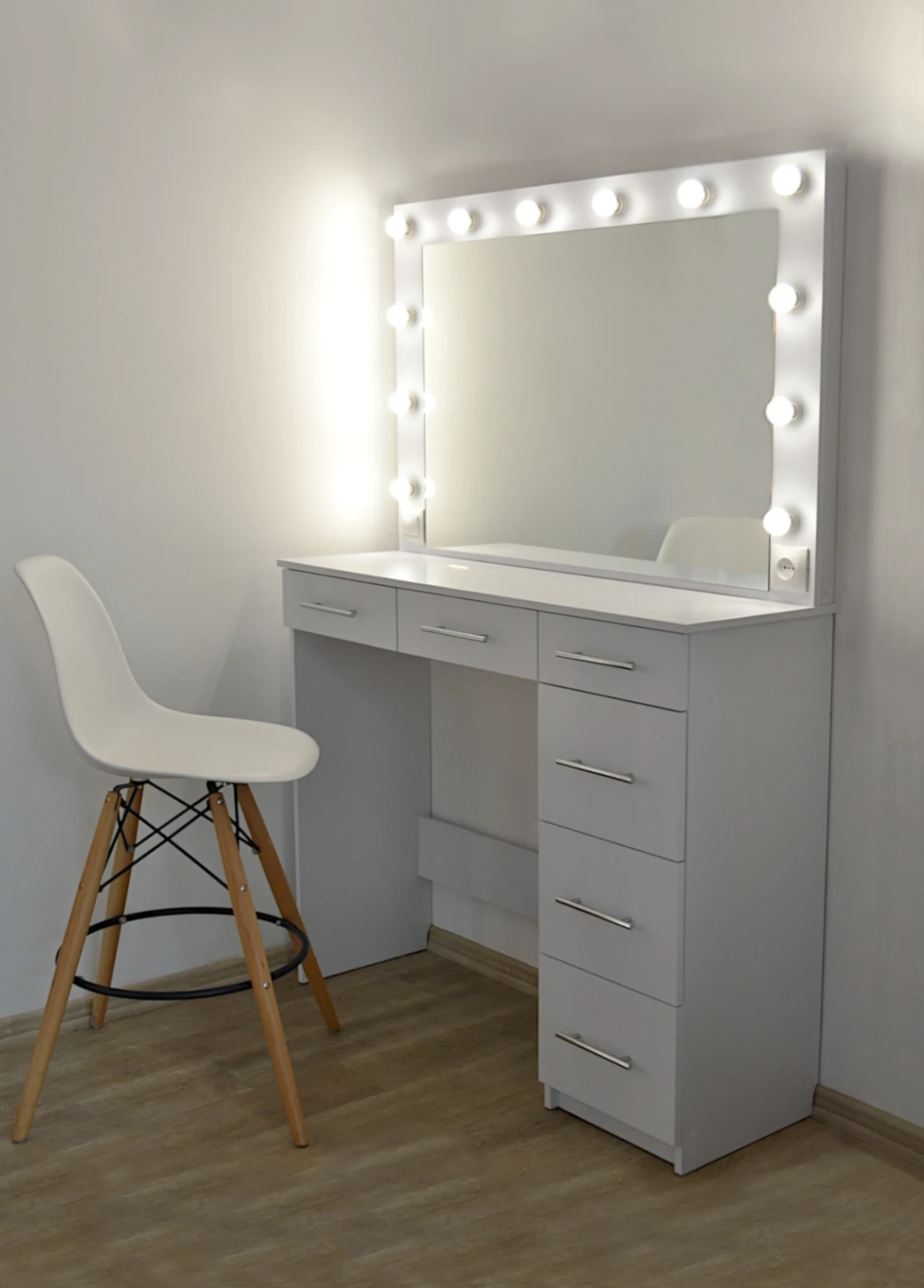 Модель 25 Білий Туалетний столик dzerkalko, модель СМ25 білий колір