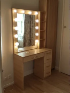 01 sm04schamoni komentar