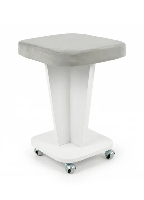 06.03.2027 Табуретка Dzerkalko