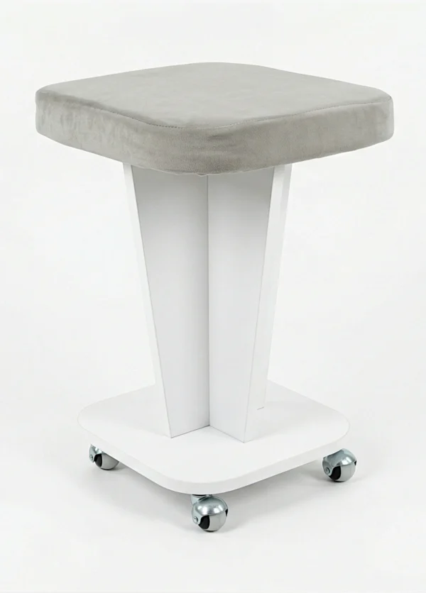 Стілець_на колесах Стілець на колесах